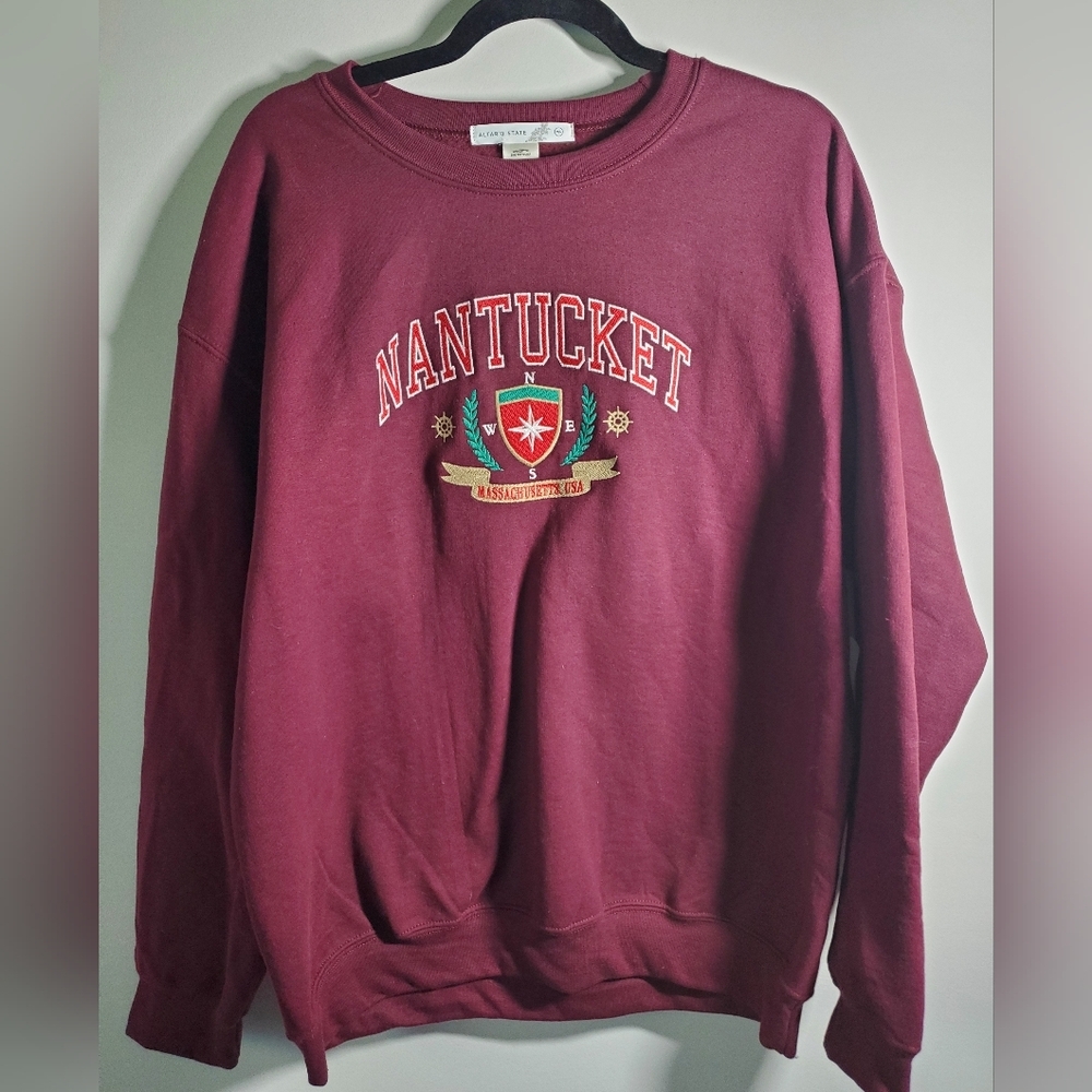 Altar'd State Nantucket Mass Maroon Sweatshirt Size M/L